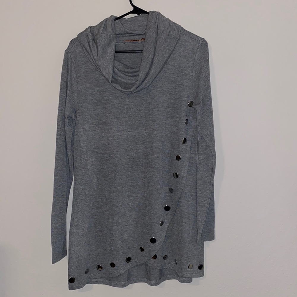 COPY - NWOT Belldini cowl neck top grey medium